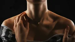 Krásné kosti: jak zvýraznit klíční kosti a podtrhnout jejich přirozenou krásu?