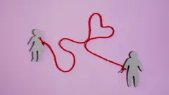 Teorie neviditelné nitě: proč věříme v osudová setkání