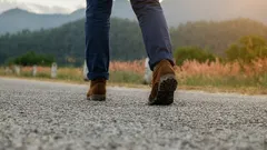 Psychologové odhalili překvapivý fakt o lidech, kteří chodí rychle